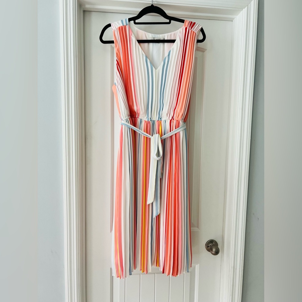 LOFT pleated midi dress with tie. NWOT.